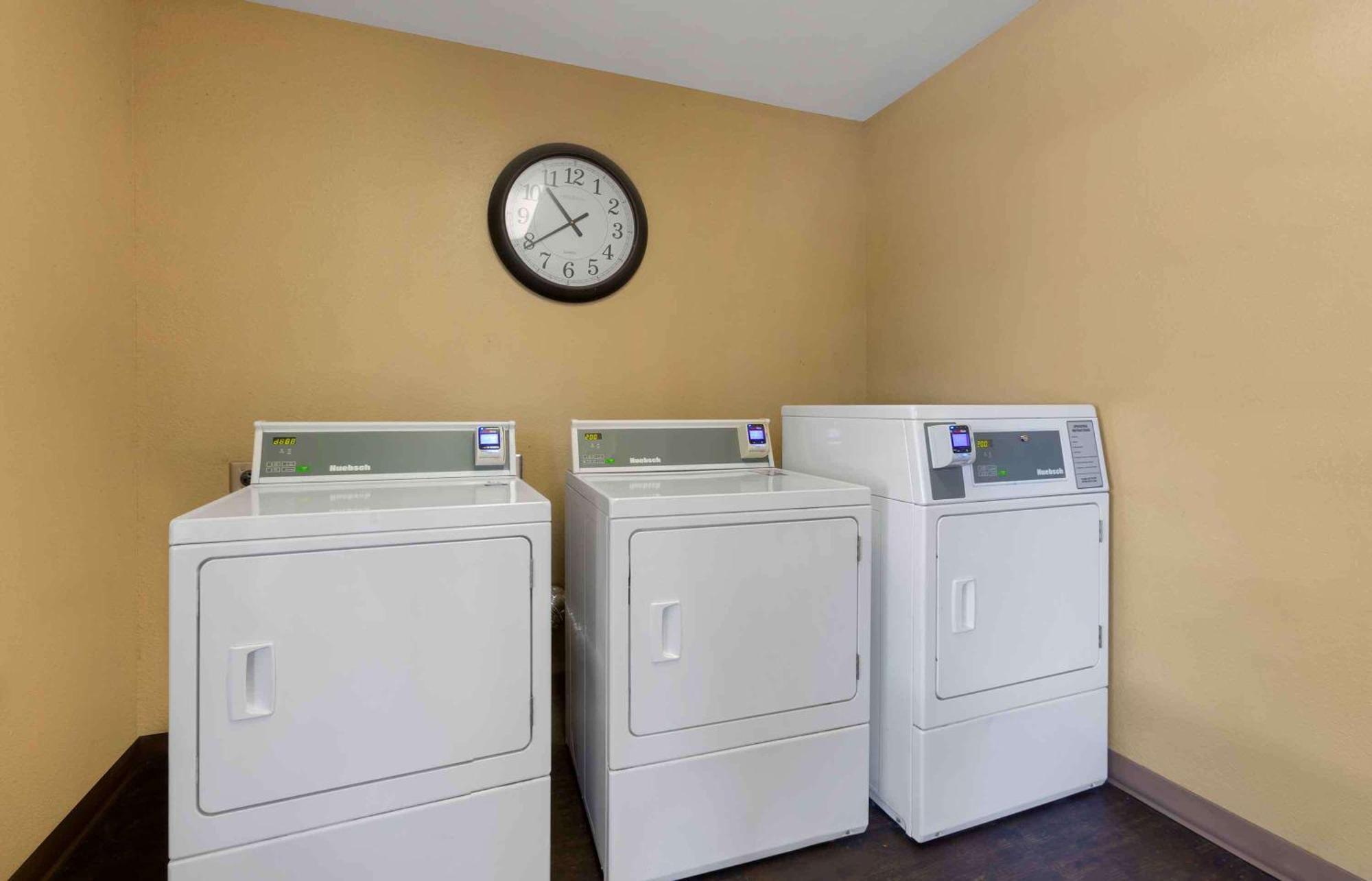 Extended Stay America Suites - Phoenix - Chandler - E Chandler Blvd Екстериор снимка