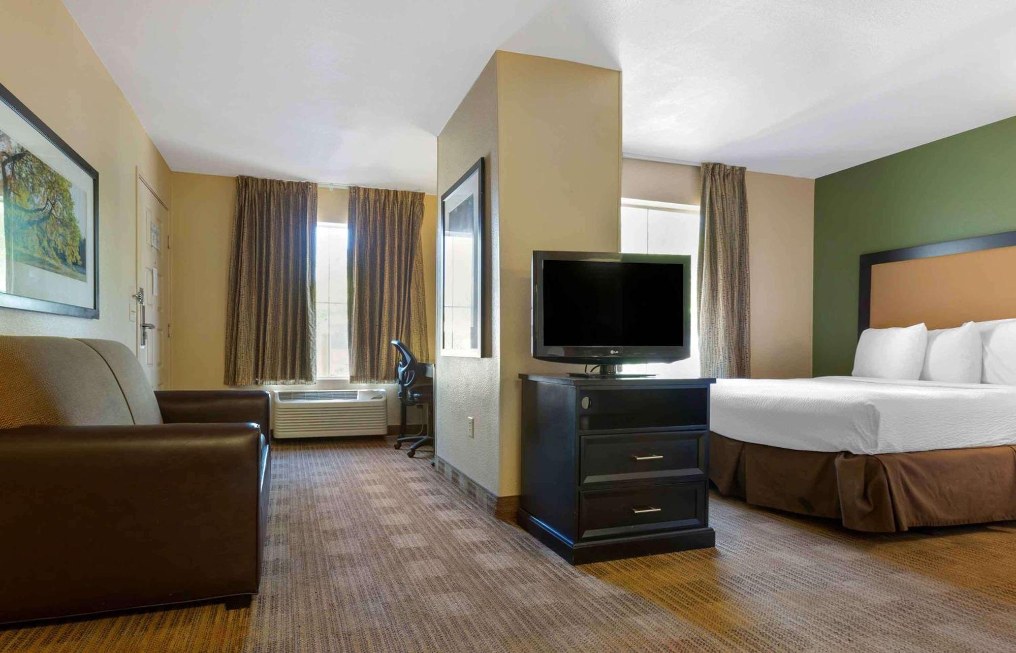 Extended Stay America Suites - Phoenix - Chandler - E Chandler Blvd Екстериор снимка