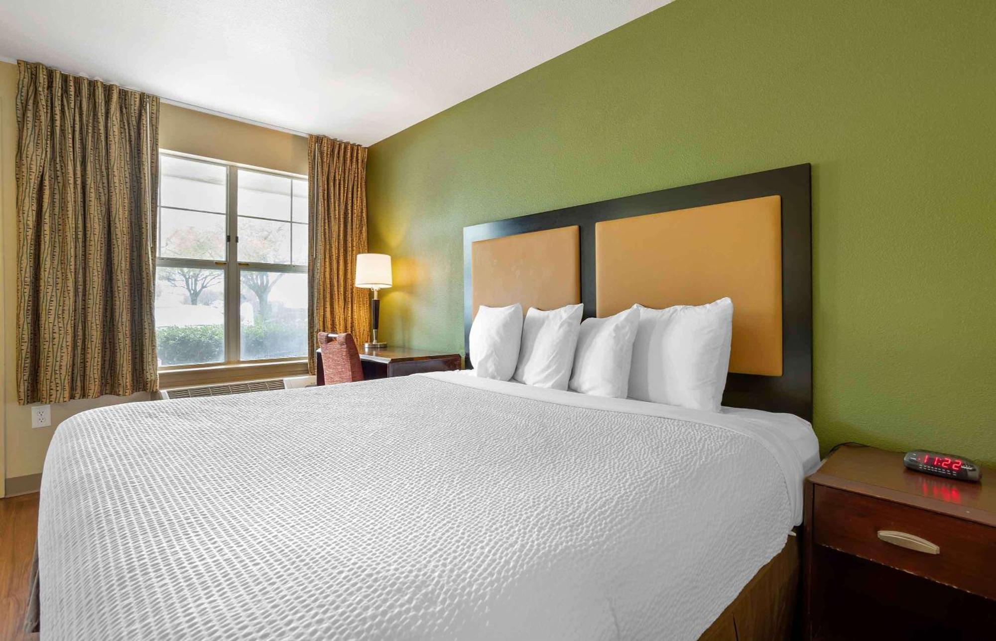 Extended Stay America Suites - Phoenix - Chandler - E Chandler Blvd Екстериор снимка