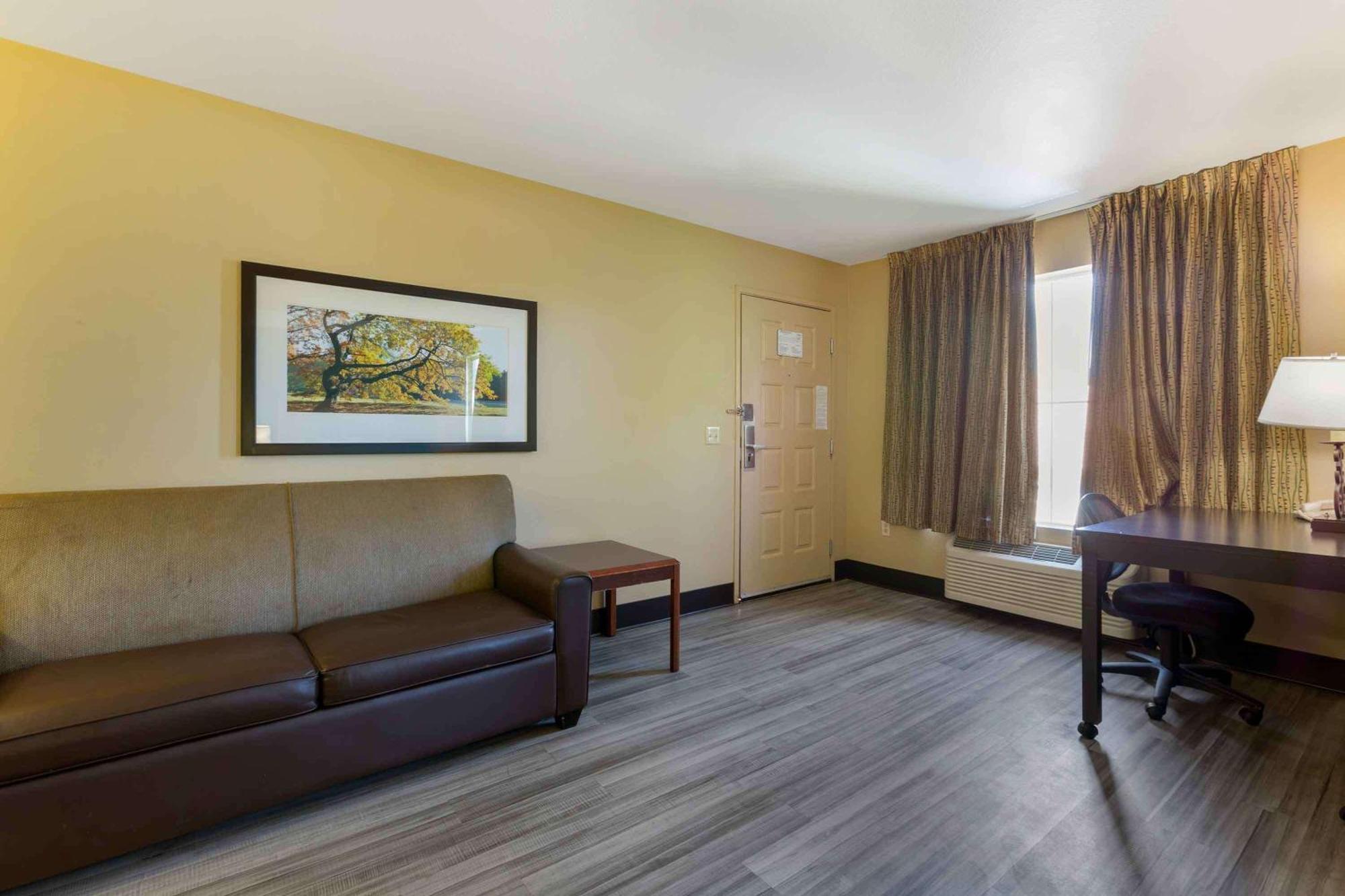 Extended Stay America Suites - Phoenix - Chandler - E Chandler Blvd Екстериор снимка