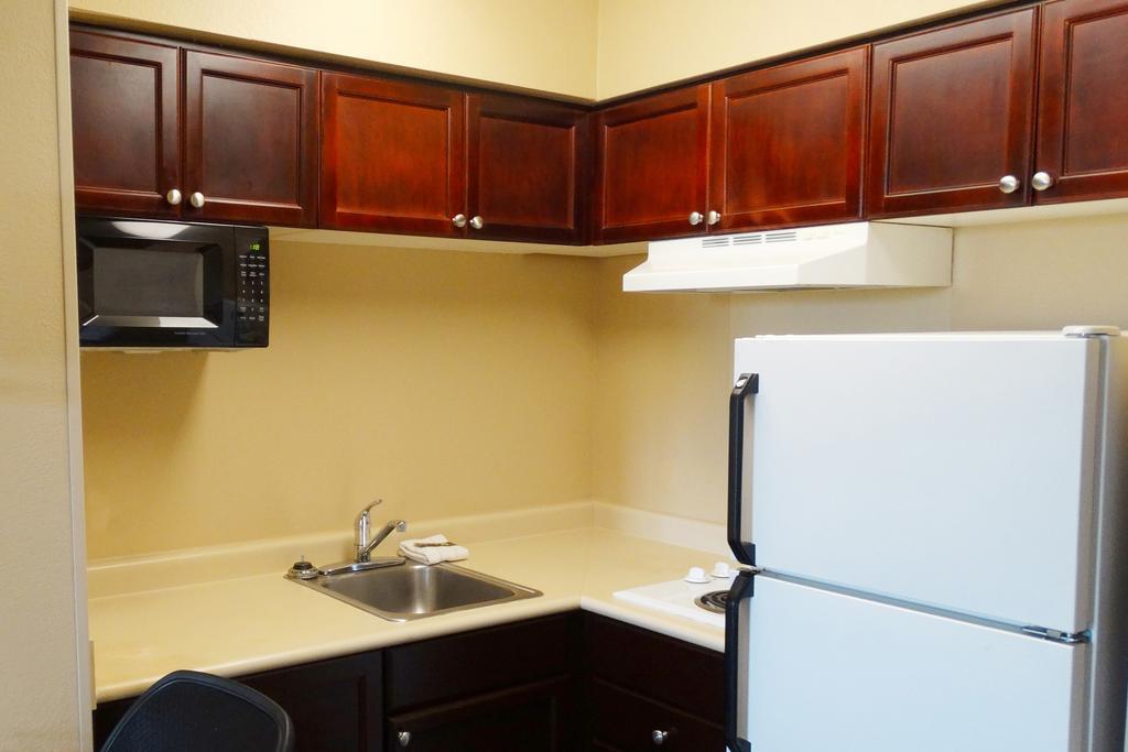 Extended Stay America Suites - Phoenix - Chandler - E Chandler Blvd Екстериор снимка